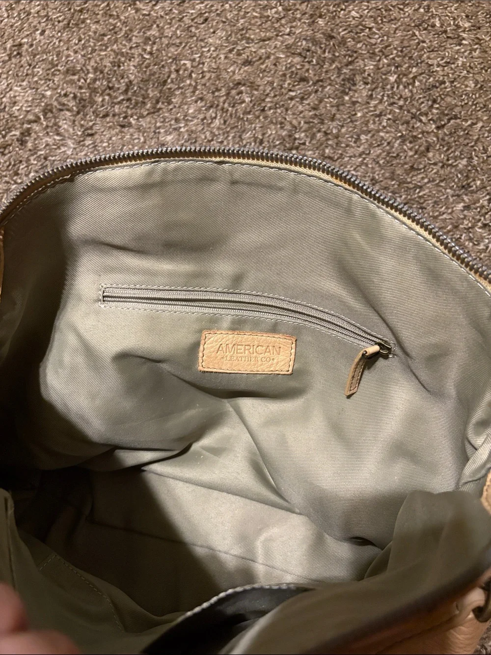 American Leather Co Cream Leather Shoulder Bag